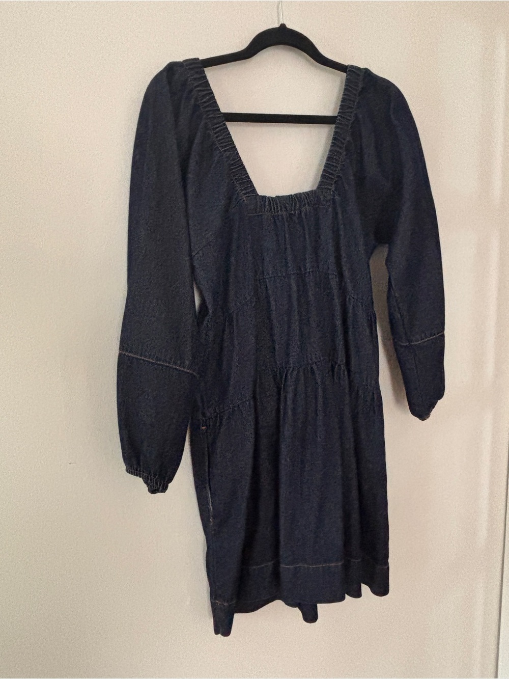 Jeans Subcategory - Picture 2 of 3